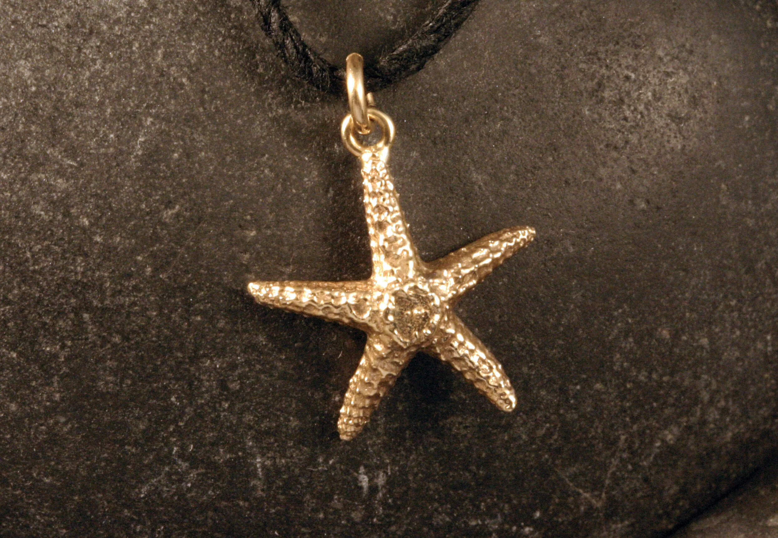 Starfish Charm, Sterling Silver or 14K, Multiple Sizes — Designs